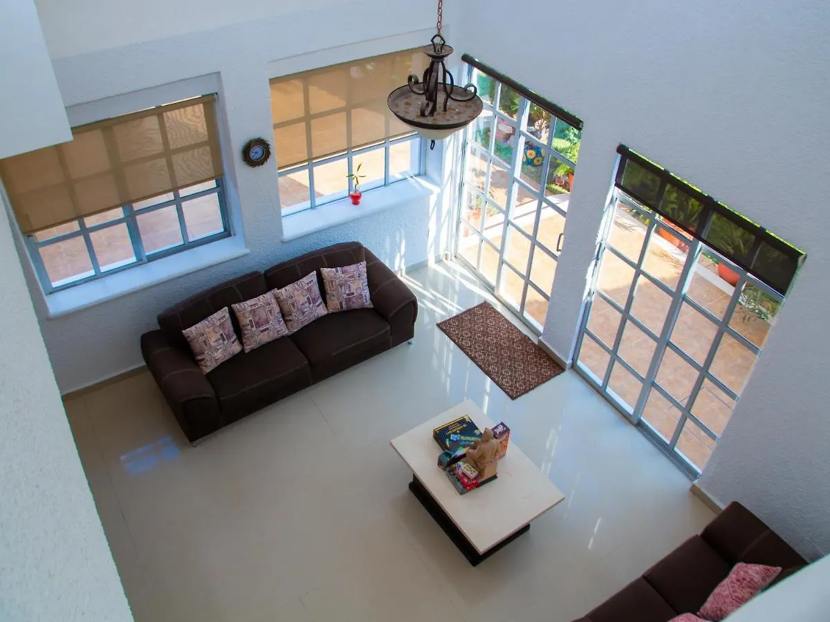 Hermosa Casa, En Renta Vacacional Con Piscina, A Tan Solo10 Minutos De La Playa, Cerca De Centros Comerciales, Restaurantes, Bares Y Supermercados Cancún 0*,  Mexiko