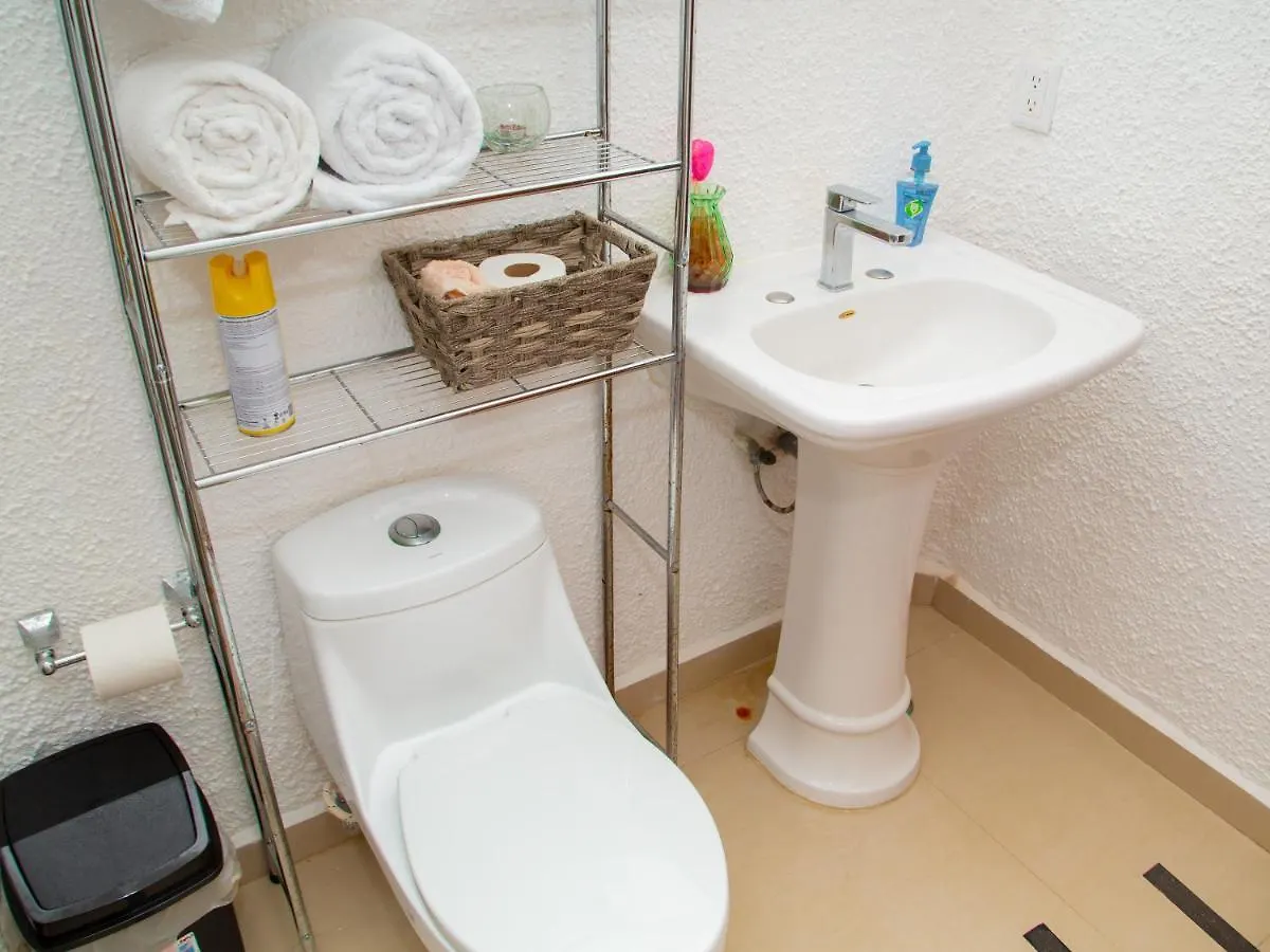 Apartment Hermosa Casa, En Renta Vacacional Con Piscina, A Tan Solo10 Minutos De La Playa, Cerca De Centros Comerciales, Restaurantes, Bares Y Supermercados Cancún