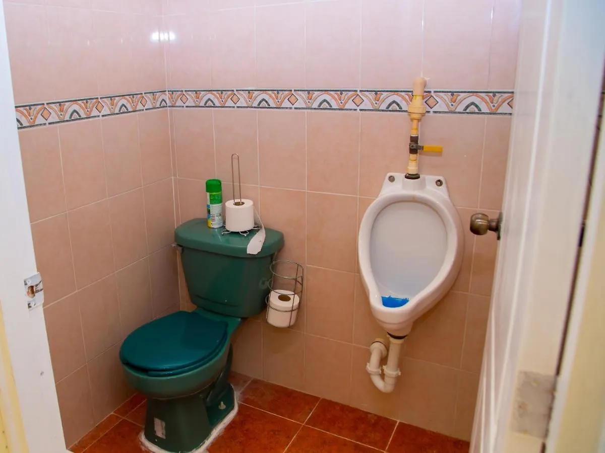 Hermosa Casa, En Renta Vacacional Con Piscina, A Tan Solo10 Minutos De La Playa, Cerca De Centros Comerciales, Restaurantes, Bares Y Supermercados Cancún Mexiko