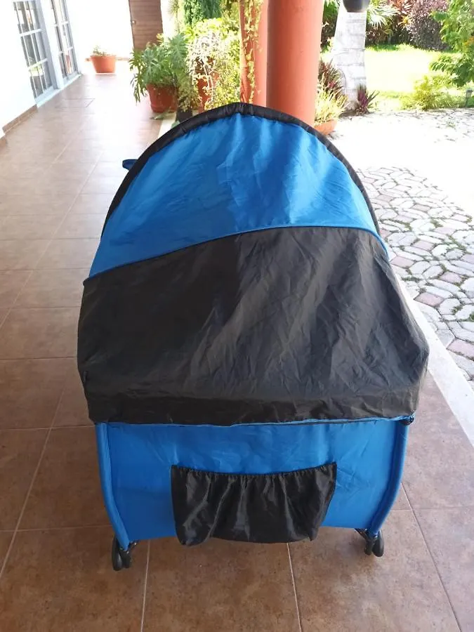 Hermosa Casa, En Renta Vacacional Con Piscina, A Tan Solo10 Minutos De La Playa, Cerca De Centros Comerciales, Restaurantes, Bares Y Supermercados Cancún Apartment