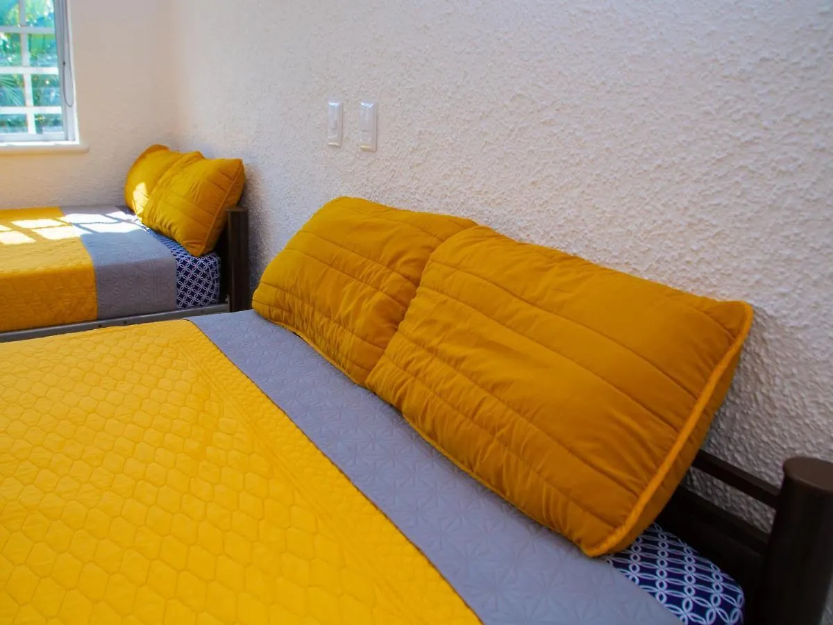 Hermosa Casa, En Renta Vacacional Con Piscina, A Tan Solo10 Minutos De La Playa, Cerca De Centros Comerciales, Restaurantes, Bares Y Supermercados Канкун 0*,  Мексика